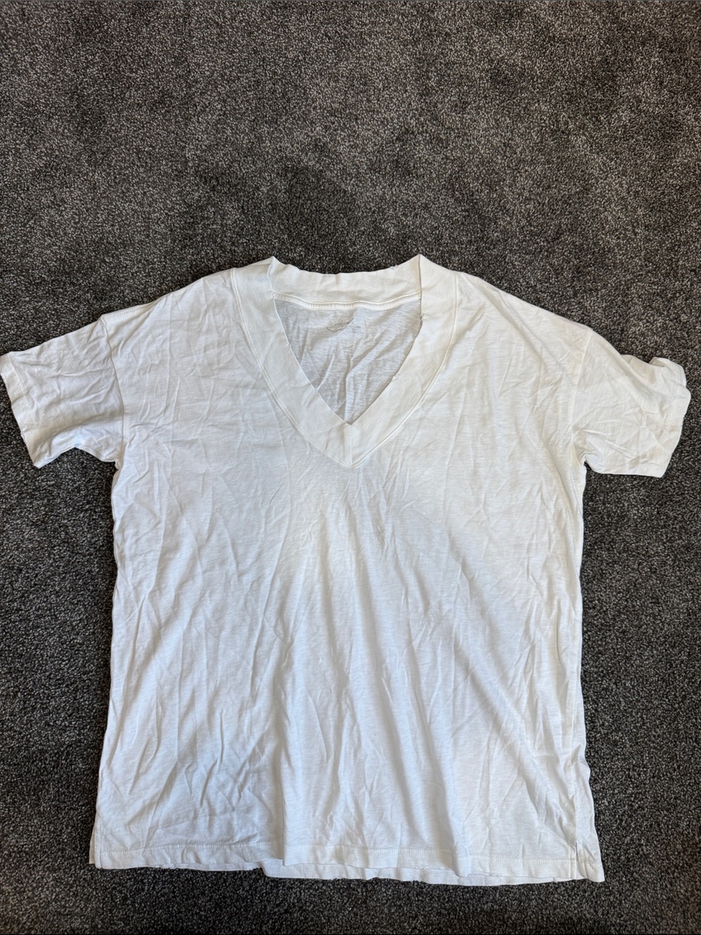 aerie White V-Neck Short Sleeve Tee